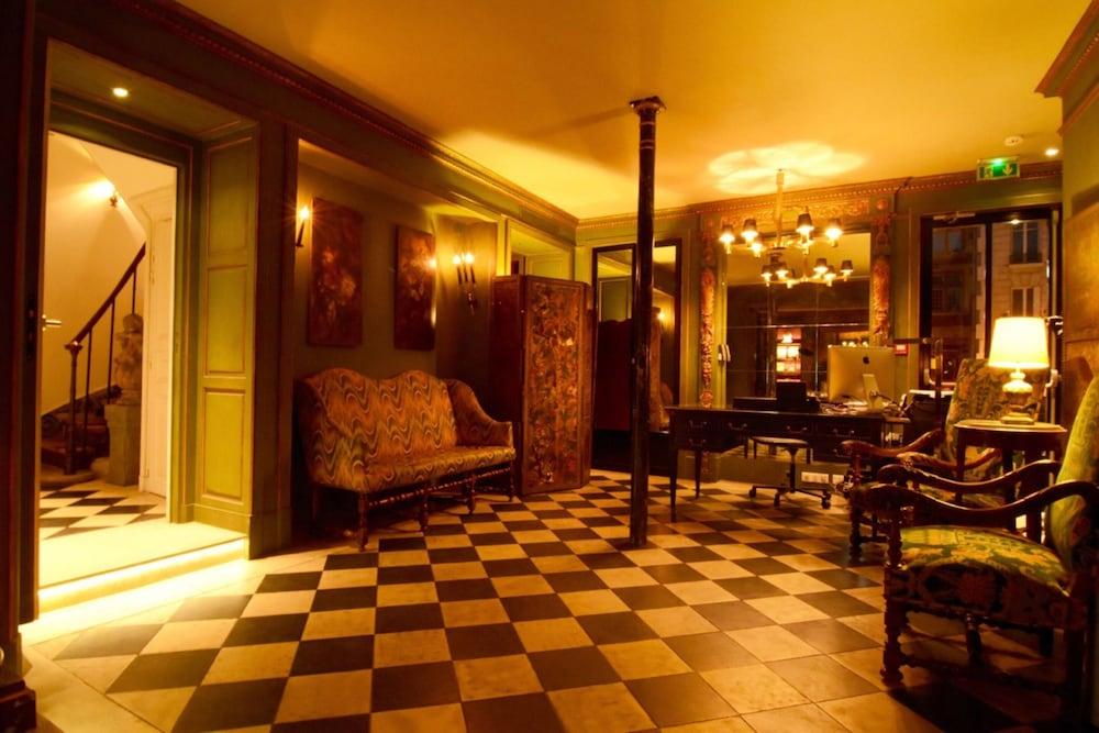 Hotel Du Vieux Marais Paris Exteriör bild